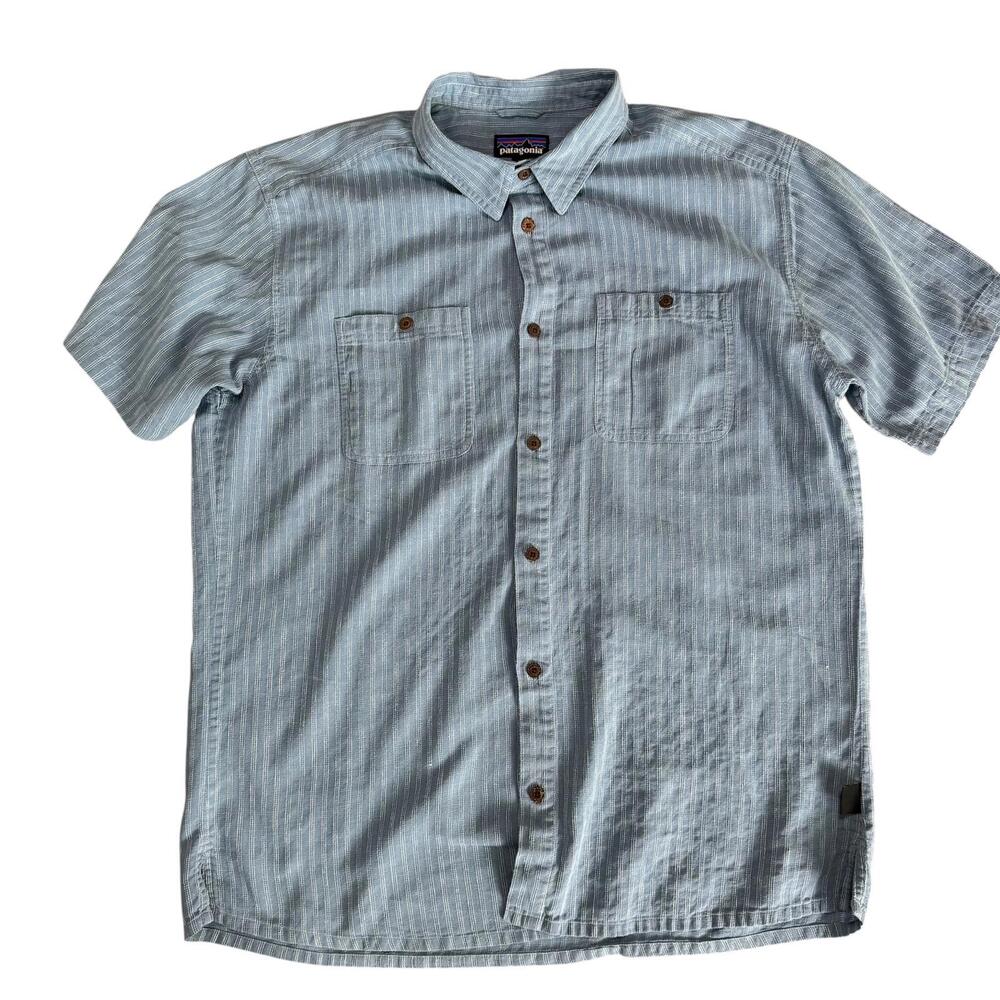 Patagonia Men's Short Sleeve Button-Up Shirt Size XL